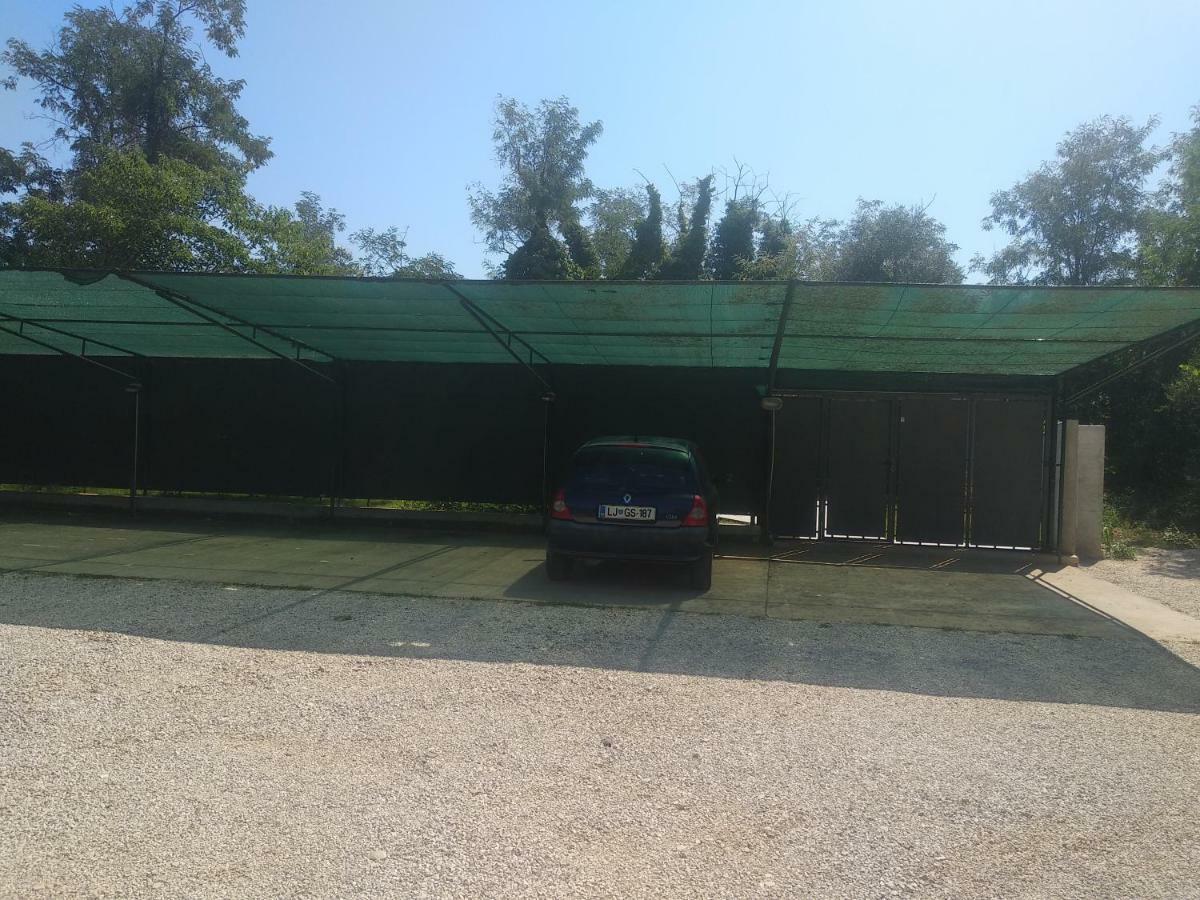 App Neno Hotel Murine Luaran gambar